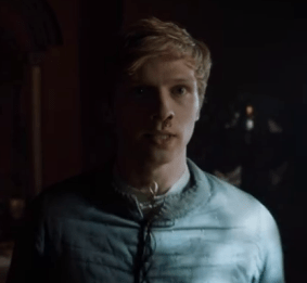 This caption belongs to Petyr Bae-*smack*