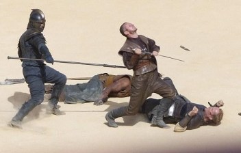 Pictured: Bad fighting pit etiquette